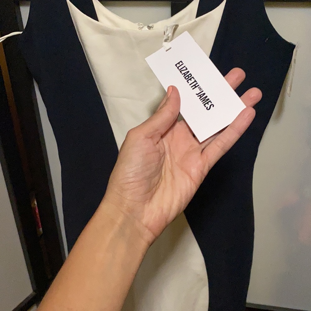 Elizabeth and James silhouette dress - Picture 3 of 6